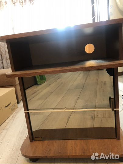 Тумба под телевизор