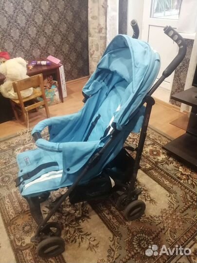 Прогулочная коляска трость