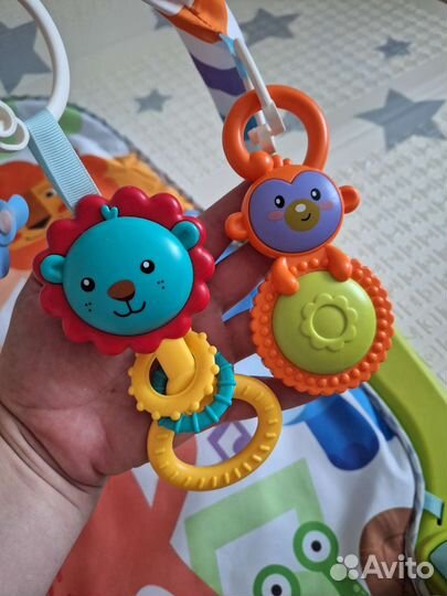 Развивающий коврик с пианино