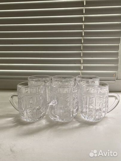 Хрустальные рюмки, стаканы, бокалы