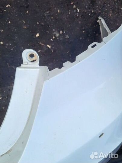 Задний бампер Toyota Camry V70