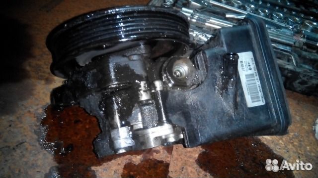 Насос гур BMW E60/E61 дизель 525D