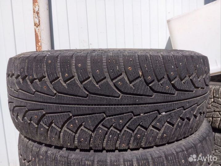 Nokian Tyres Hakkapeliitta 5 265/65 R17 и 265/65 R17