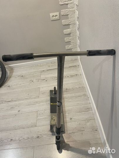 Трюковой самокат