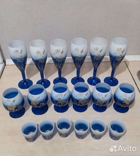 Набор фужеров