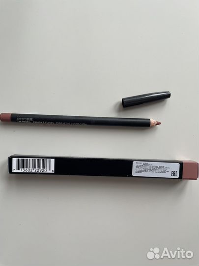 Карандаш для губ MAC Boldly bare