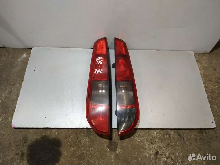 Фонарь задний Форд Фокус 2 универсал LHD