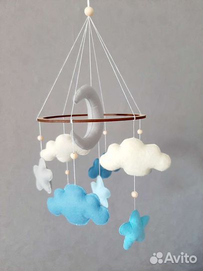 Мобиль из фетра на кроватку