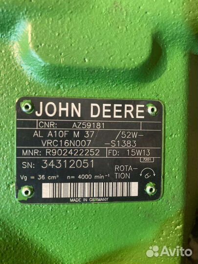 Комбайн john Deere