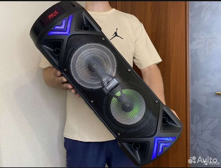 Музыкальная колонка портативная