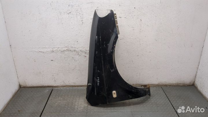 Крыло киа Carnival, 2003