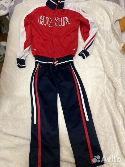 Спортивный костюм