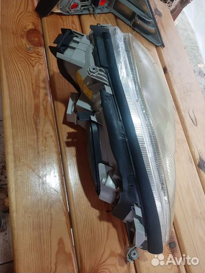 Фара mercedes w220