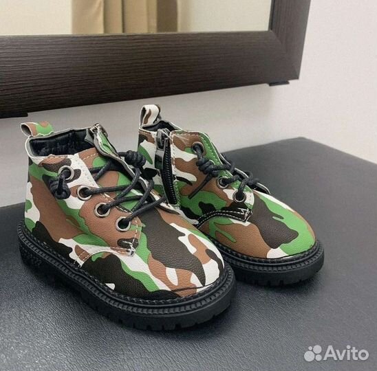 Ботинки детские новые