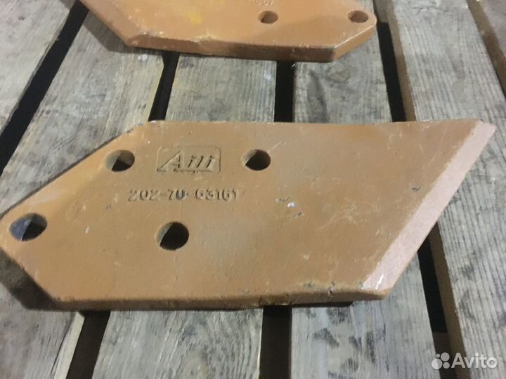 Бокорез Komatsu PC120 левый