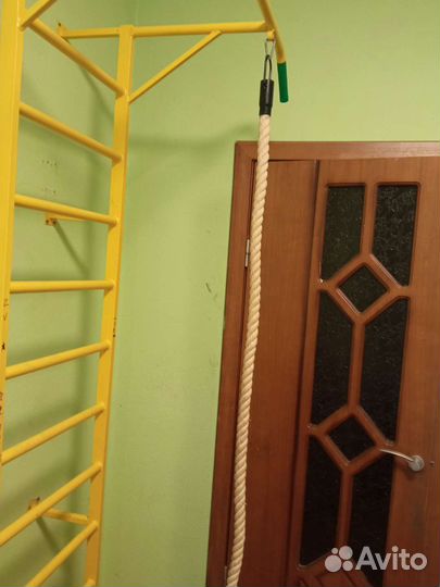 Шведская стенка с турником