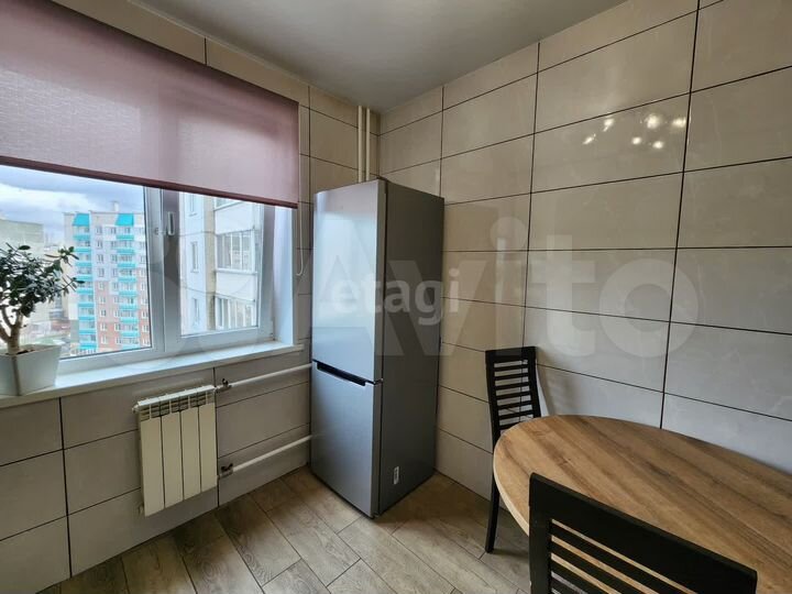 2-к. квартира, 56,6 м², 8/10 эт.