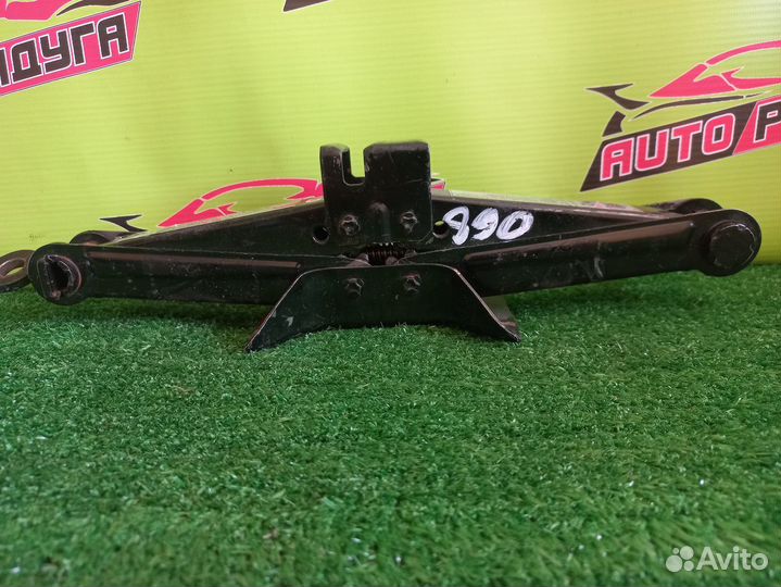 Домкрат mazda 650KG