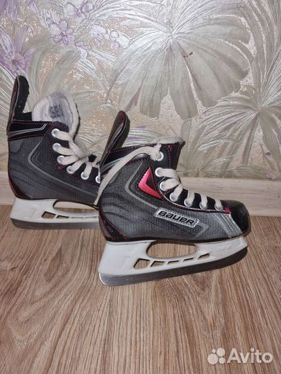 Хоккейные коньки bauer размер 29-31