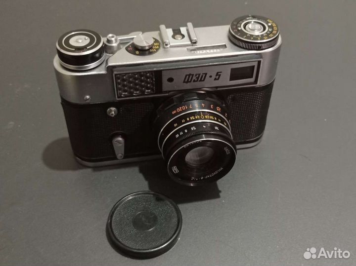 Пленочный фотоаппарат фэд-5