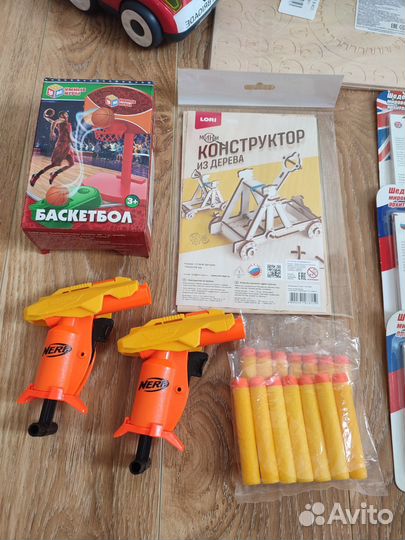 Ящик с игрушками для мальчика