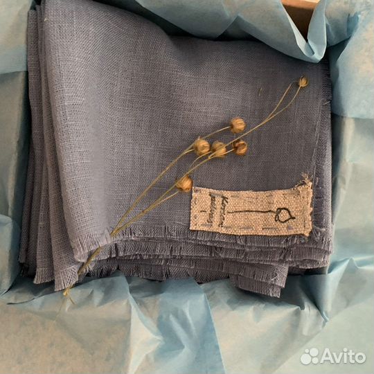 Льняной палантин ручной работы