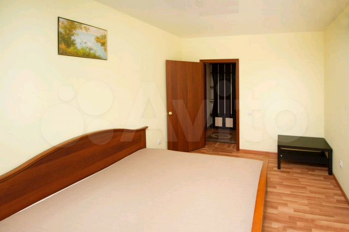 2-к. квартира, 65 м², 2/2 эт.