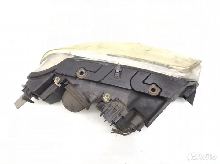 Фара левая Volkswagen Passat B5 1.9 TDI 2003