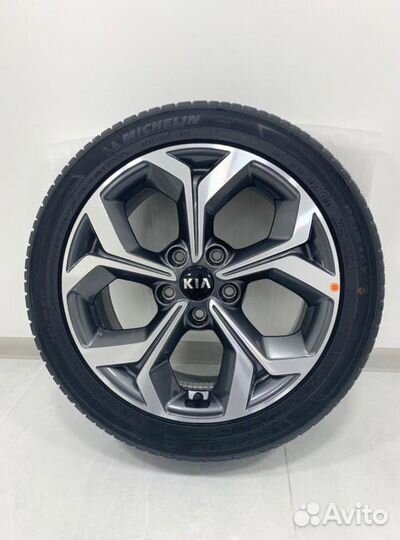 R17 Michelin Primacy 4 225/45, PCD 5x114.3 DIA 67.1