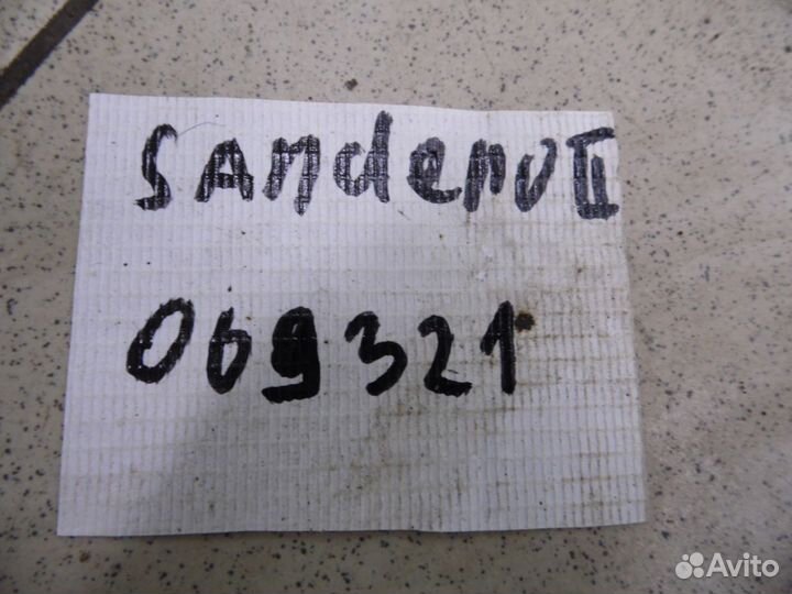 Корпус термостата Renault Sandero 2014