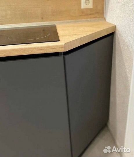 Кухня на заказ. кухонные гарнитуры