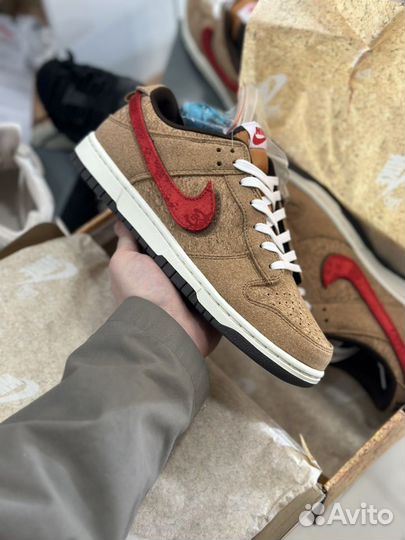 Кроссовки clot X nike dunk LOW cork