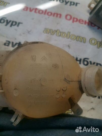 Бачок расширительный Peugeot 308