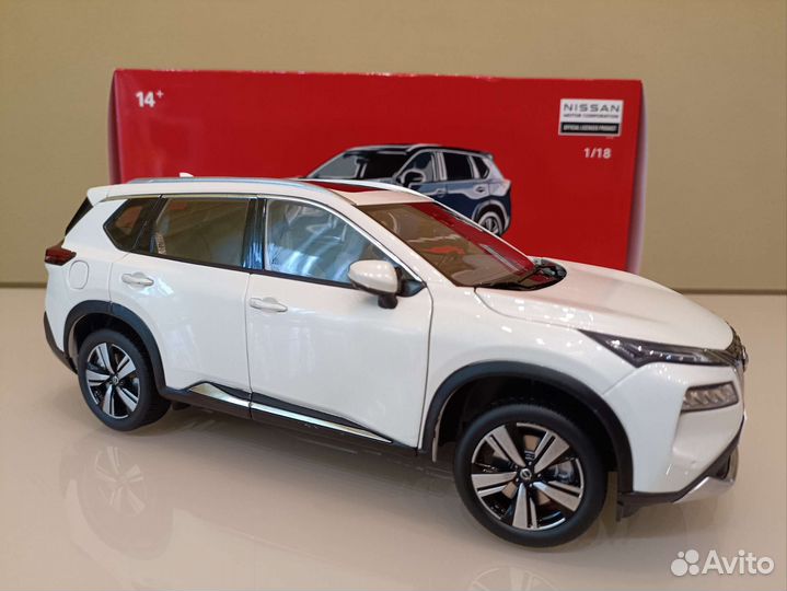 Nissan X-Trail IV (2021-2023) Белый 1:18