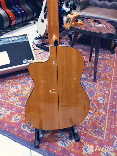 Гитара классическая Jacob с вырезом новая
