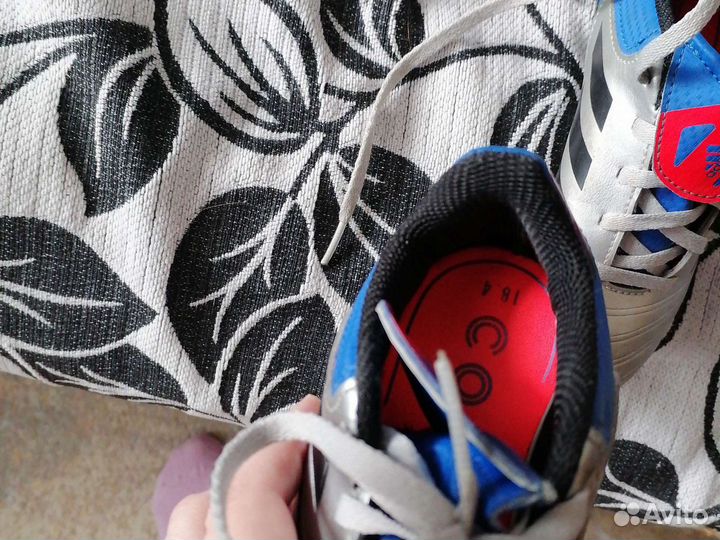 Футбольные бутсы