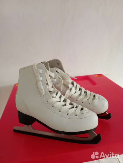Коньки фигурные р. 31ст.20