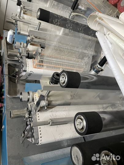 Машинка для сборки аппликации из страз