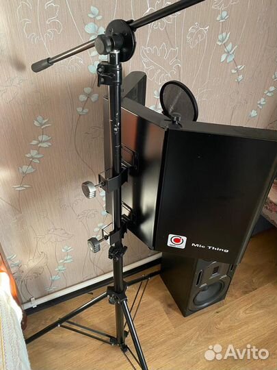 Стойка для микрофона с экраном Mic Thing smpro