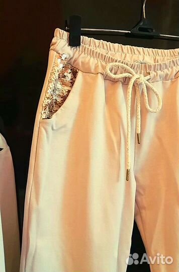 Италия.Ж'енский костюм спортшик.42-44