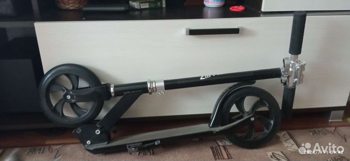 Самокат Zilmer бу