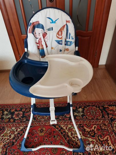 Стульчик для кормления
