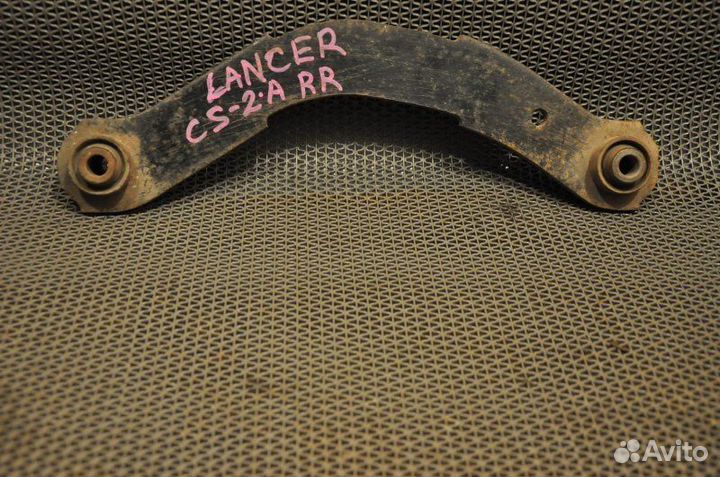 Рычаг задний правый Mitsubishi Lancer CS2A 4G15