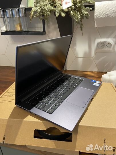 Huawei matebook (53013FCN)