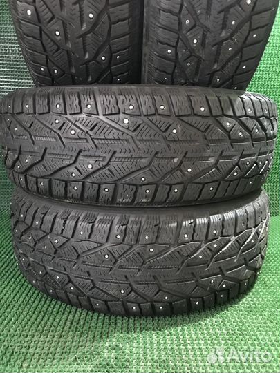 Tigar SUV Ice 215/60 R17 100T