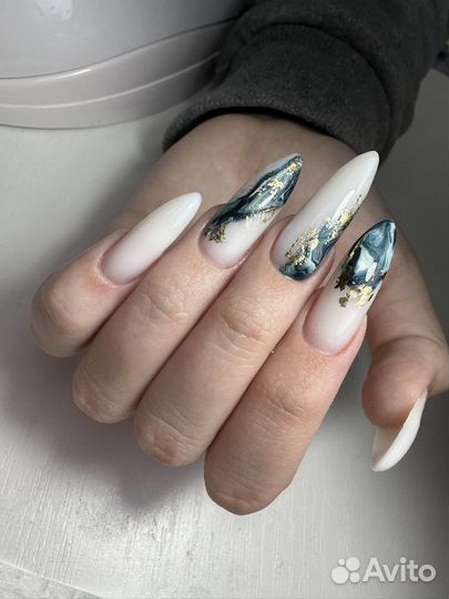 Маникюр/педикюр/ наращивание ногтей