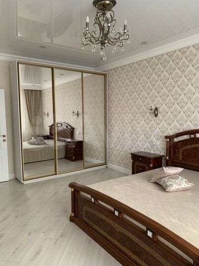 2-к. квартира, 80 м², 12/17 эт.