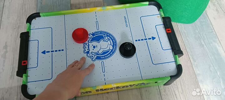 Настольный аэрохоккей