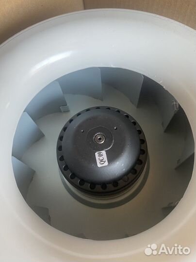 Вентилятор канальный 250 мм, 1250 кубов