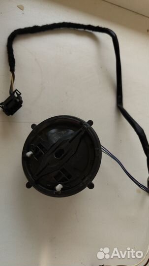 Электрическая регулировка бокового зеркало